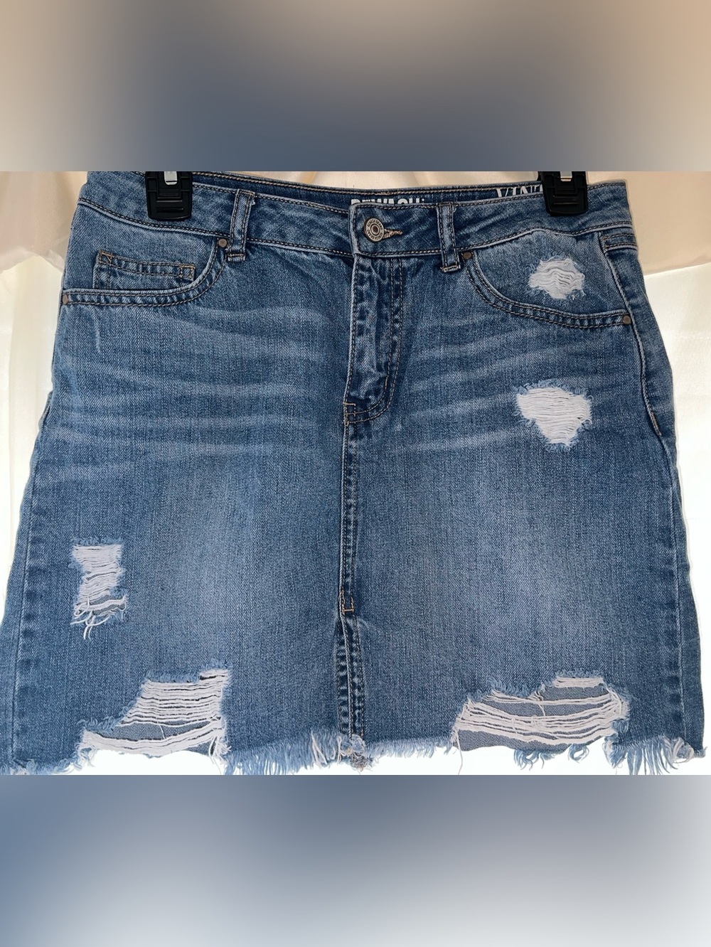 Rewash Vintage Reunion Distressed Denim Mini Skirt Size 7/28 Frayed Y2K